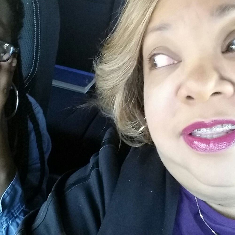 Meet your Posher, Felecia